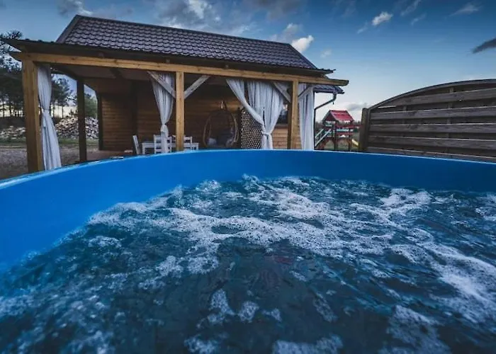 Home, Private Sauna And Jacuzzi Semesterbostad Lipusz