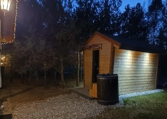 Home, Private Sauna And Jacuzzi *